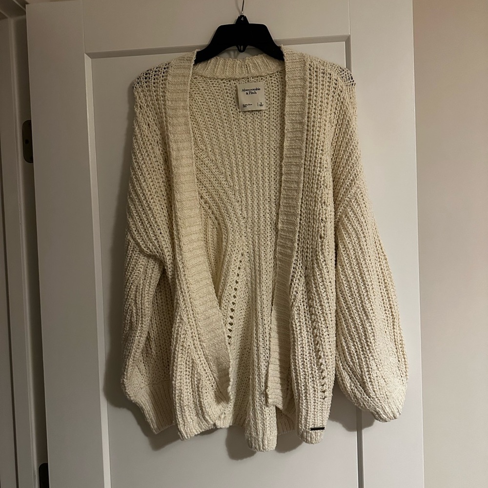 Abercrombie & Fitch Off-White Knit Cardigan